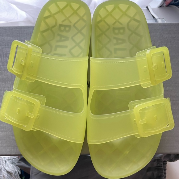 BALENCIAGA MALLORCA SANDAL TRANSPARENT PLASTIC BUCKLE SLIDE SANDALS SIZE 8B/38EU - Picture 4 of 7